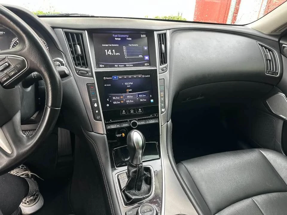 2017 Infiniti Q50 - Image 4 of 5
