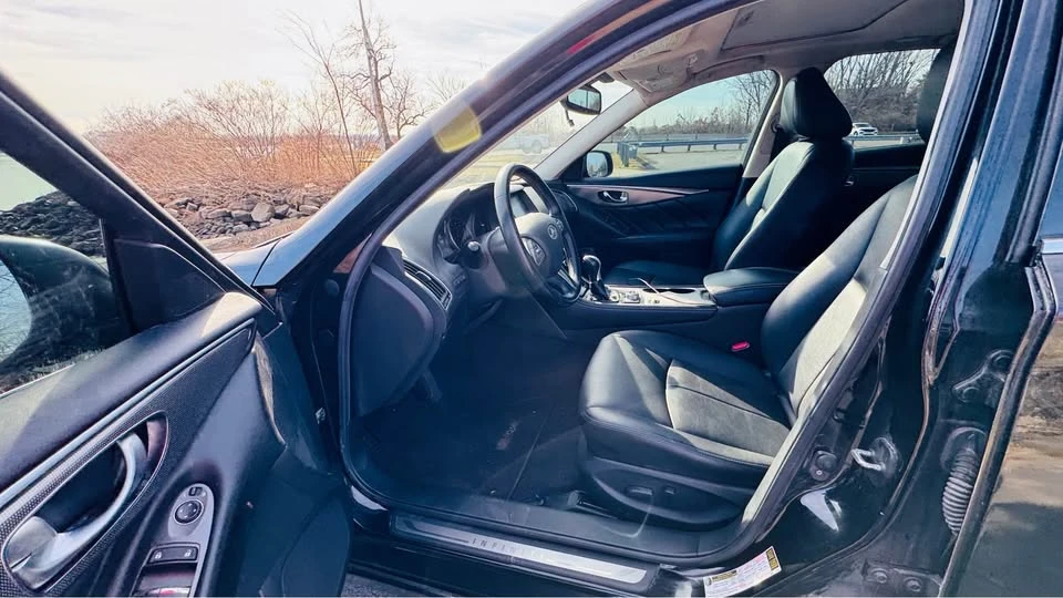2017 Infiniti Q50 - Image 6 of 16