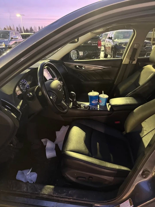2017 Infiniti Q50 - Image 10 of 11