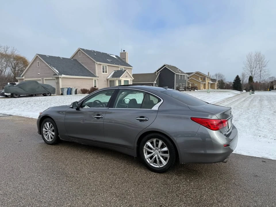 2017 Infiniti Q50 - Image 3 of 11