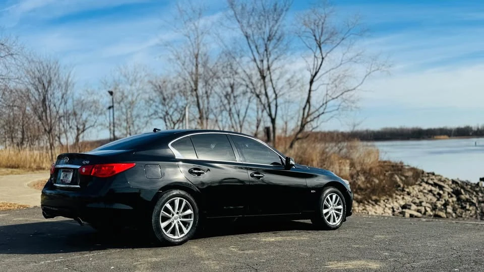 2017 Infiniti Q50 - Image 3 of 18