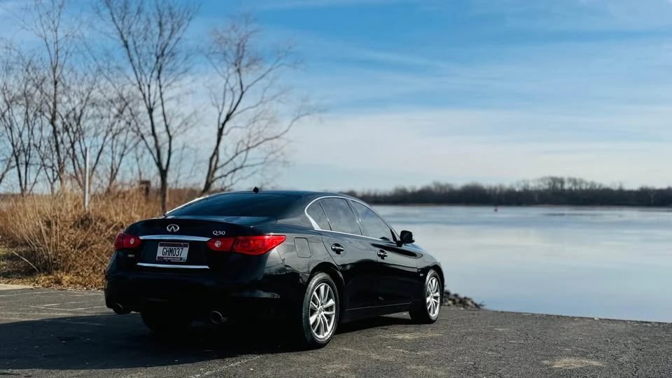 2017 Infiniti Q50 - Image 9 of 18