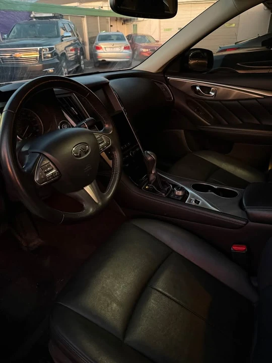 2017 Infiniti Q50 - Image 9 of 14