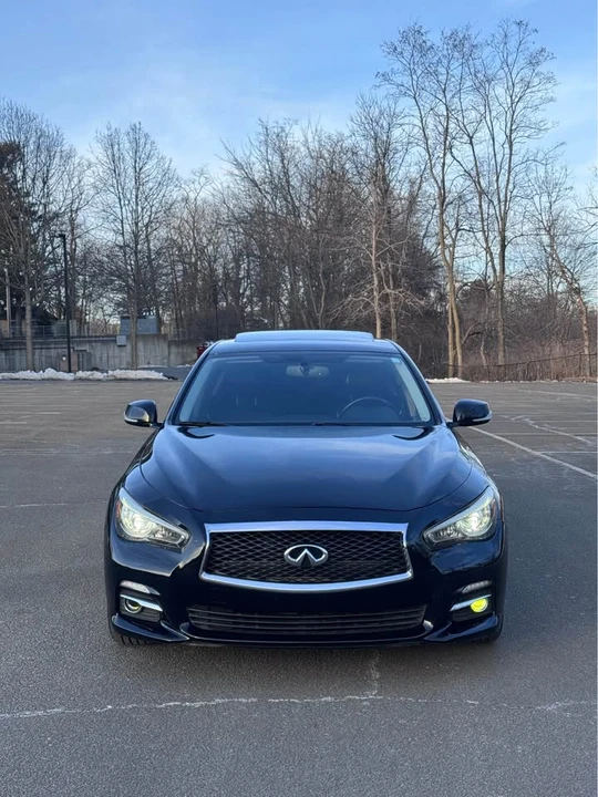 2017 Infiniti Q50 - Image 2 of 18