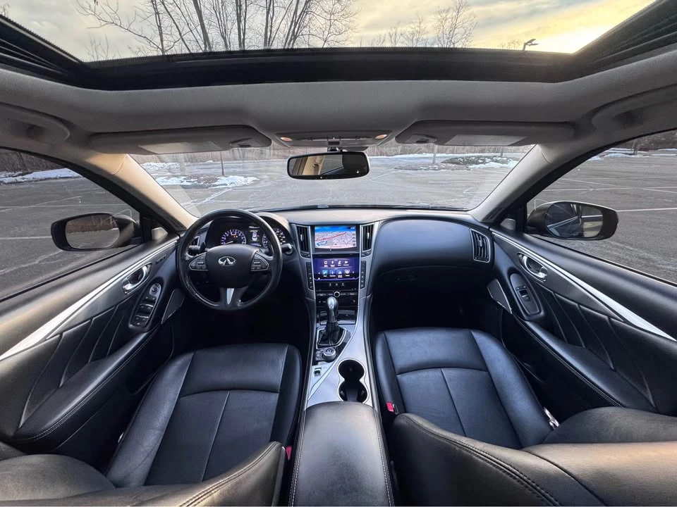 2017 Infiniti Q50 - Image 8 of 18