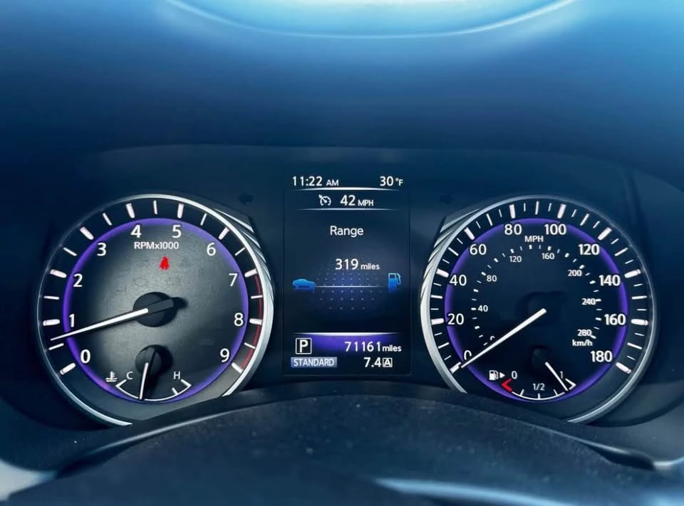 2017 Infiniti Q50 - Image 8 of 14