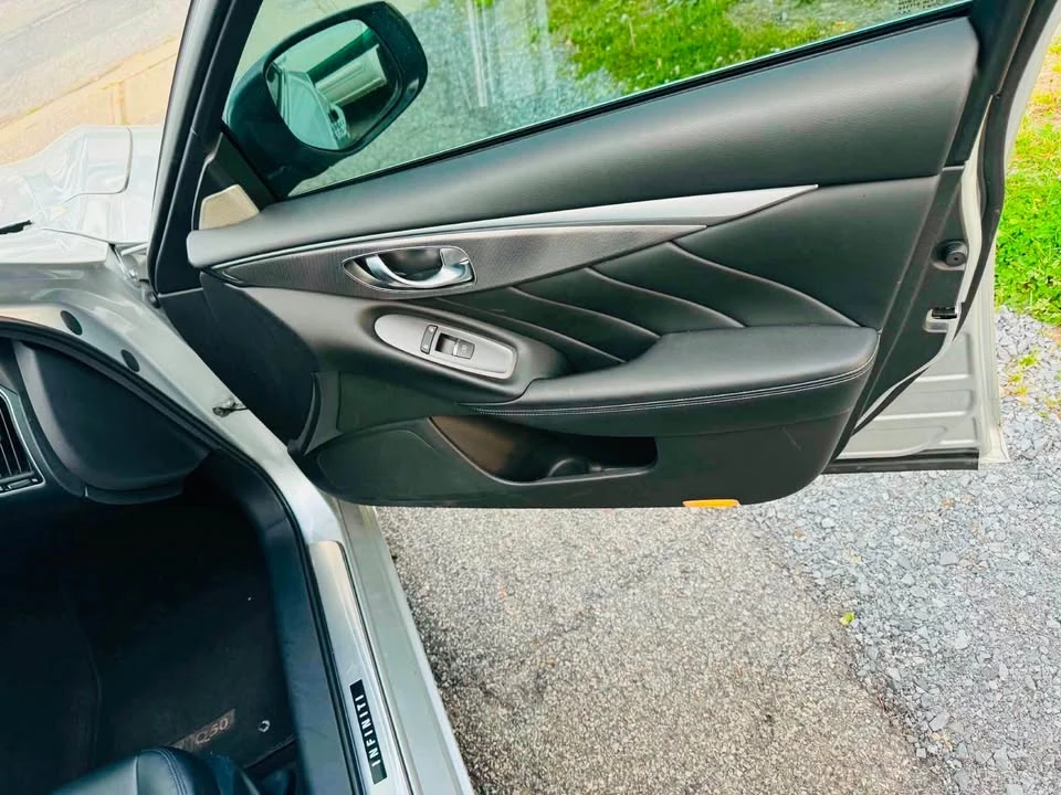 2017 Infiniti Q50 - Image 8 of 21
