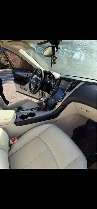 2017 Infiniti Q50 - Image 7 of 12