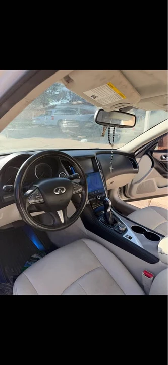 2017 Infiniti Q50 - Image 8 of 12