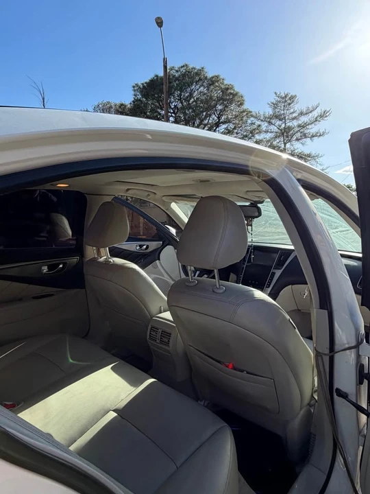 2017 Infiniti Q50 - Image 4 of 12