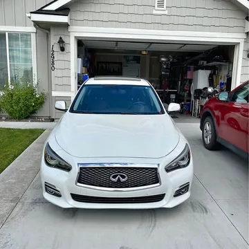 2017 Infiniti Q50 3.0t Premium Sedan 4D