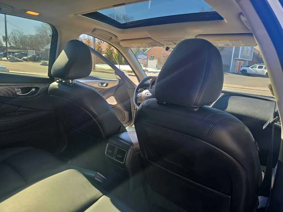 2017 Infiniti Q50 - Image 12 of 17
