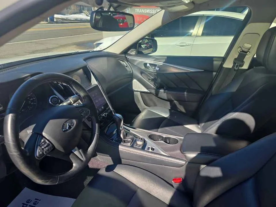 2017 Infiniti Q50 - Image 8 of 17