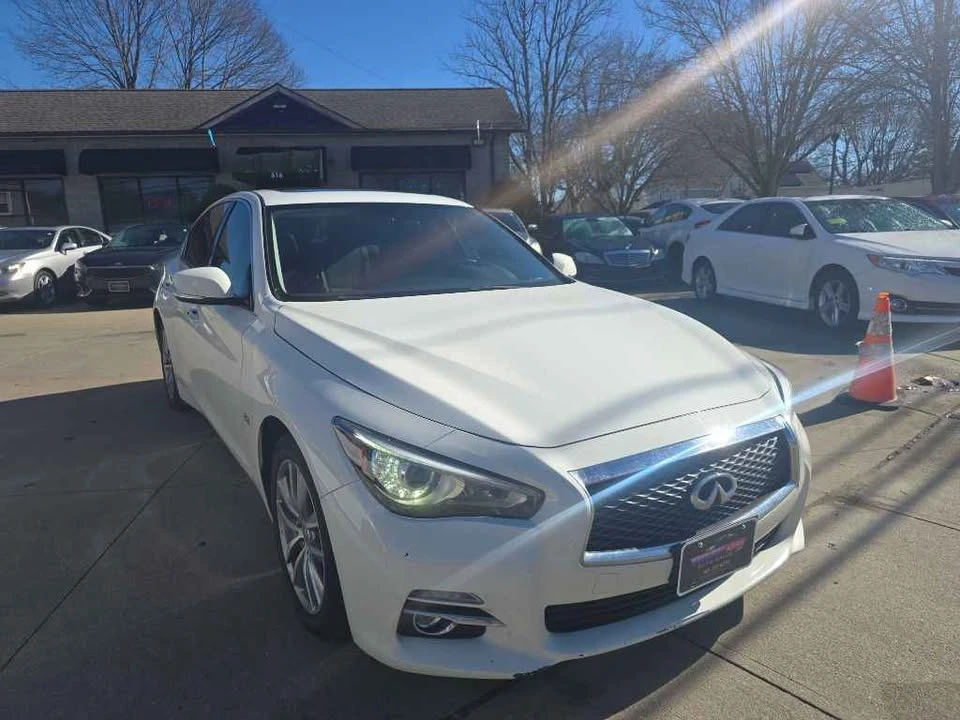 2017 Infiniti Q50 - Image 3 of 17