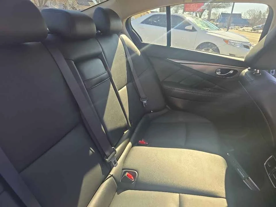 2017 Infiniti Q50 - Image 13 of 17
