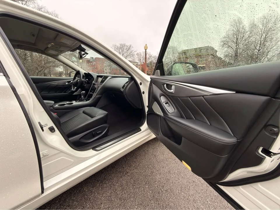 2017 Infiniti Q50 - Image 11 of 19