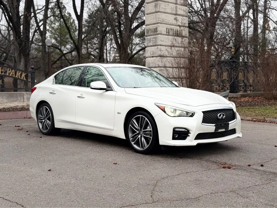 2017 Infiniti Q50 - Image 2 of 19