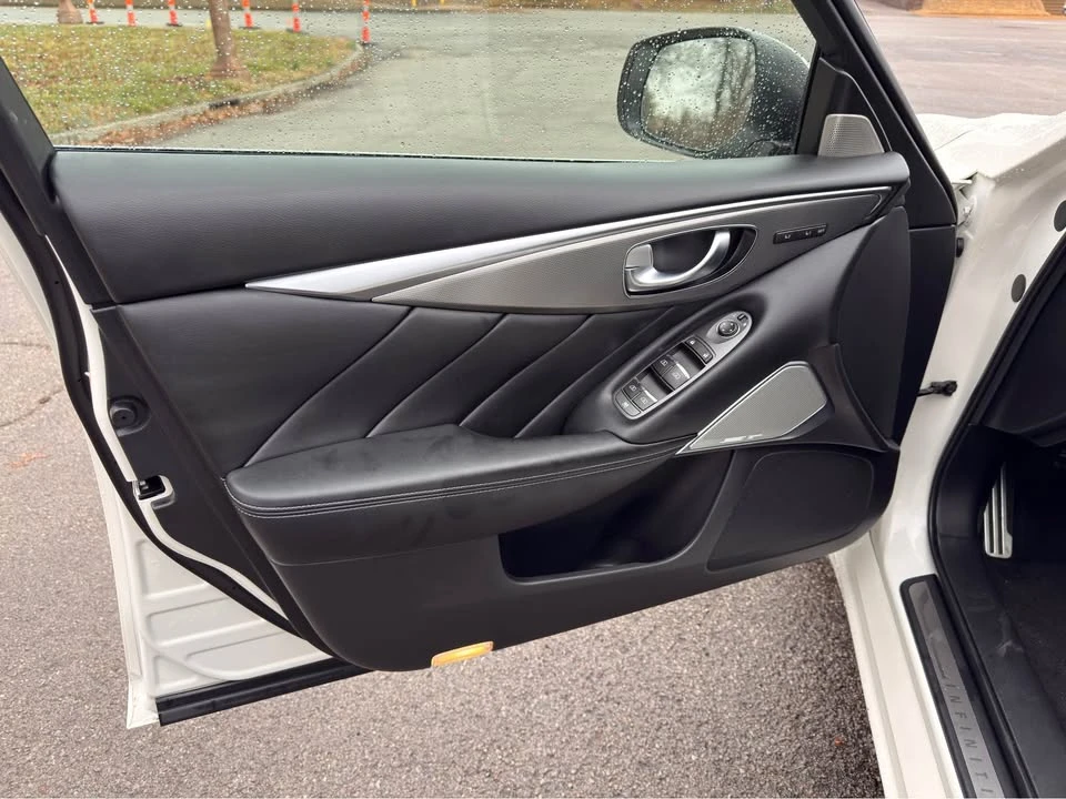 2017 Infiniti Q50 - Image 15 of 19