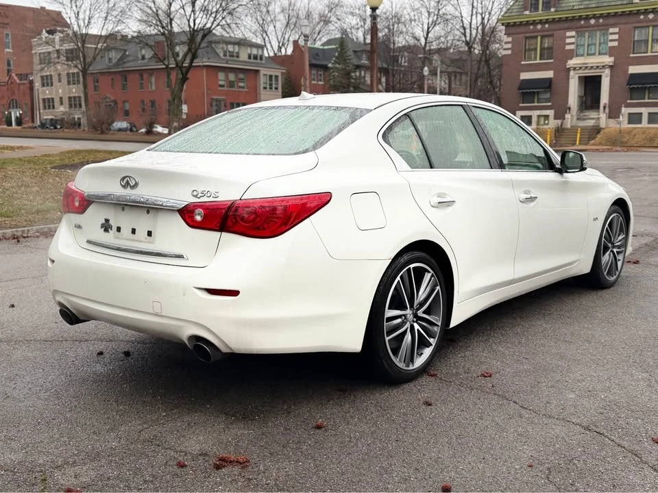 2017 Infiniti Q50 - Image 8 of 19