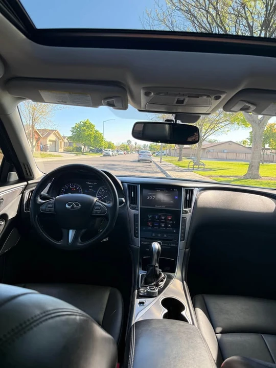 2017 Infiniti Q50 - Image 8 of 9