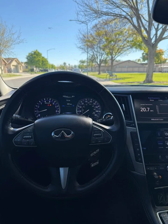 2017 Infiniti Q50 - Image 3 of 9