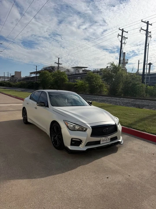 2017 Infiniti Q50 - Image 2 of 11