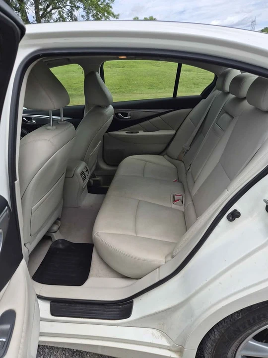 2017 Infiniti Q50 - Image 5 of 10