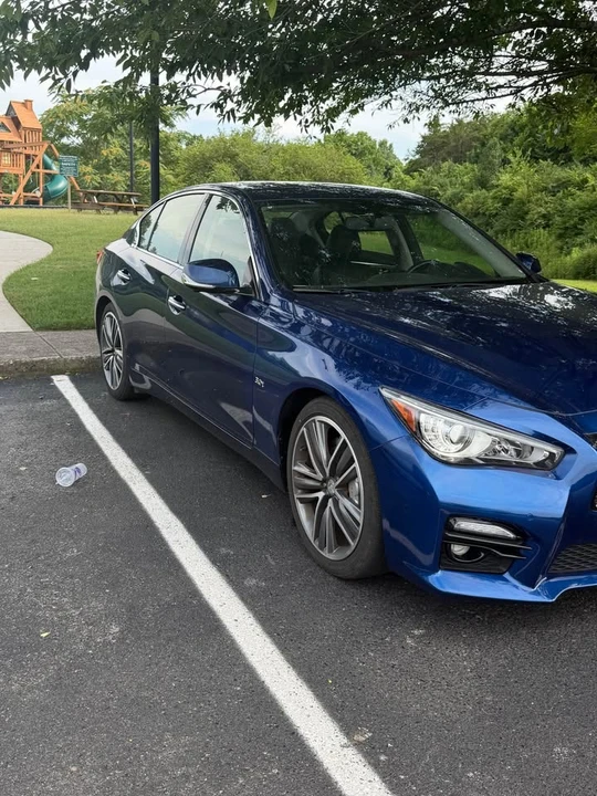 2017 Infiniti Q50 - Image 2 of 14