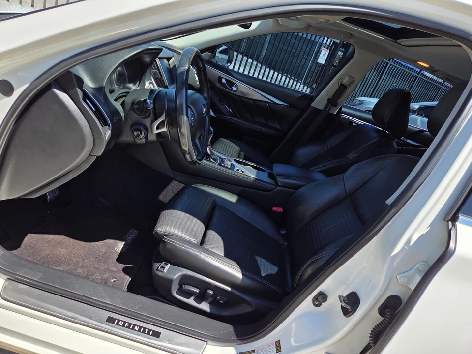 2017 Infiniti Q50 - Image 11 of 25