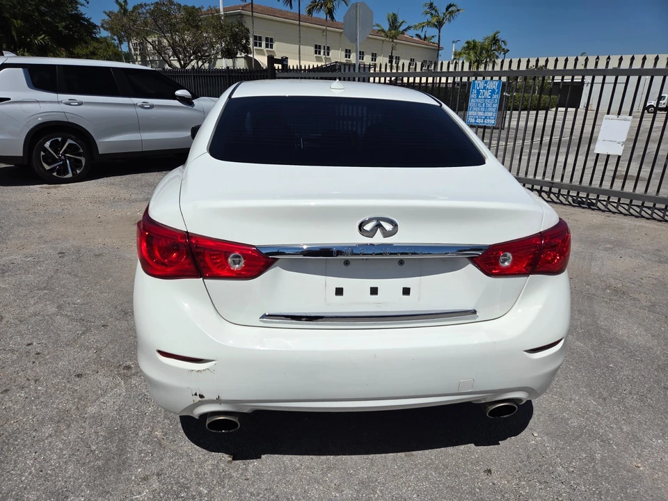 2017 Infiniti Q50 - Image 7 of 25