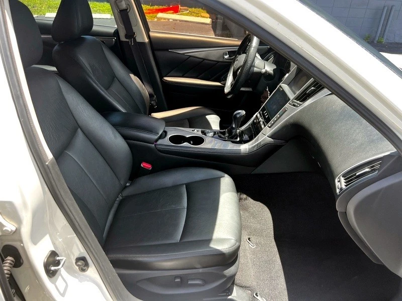 2017 Infiniti Q50 - Image 10 of 21