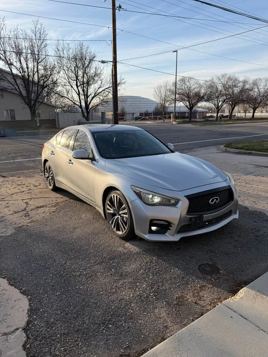 2017 Infiniti Q50 - Image 2 of 10