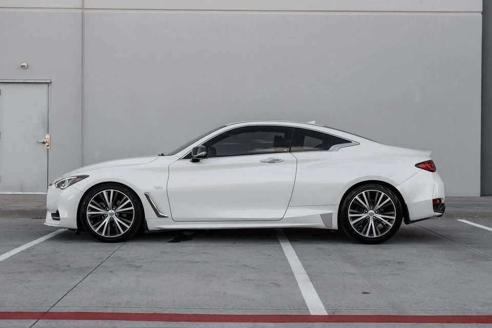 2017 Infiniti Q60 - Image 16 of 20