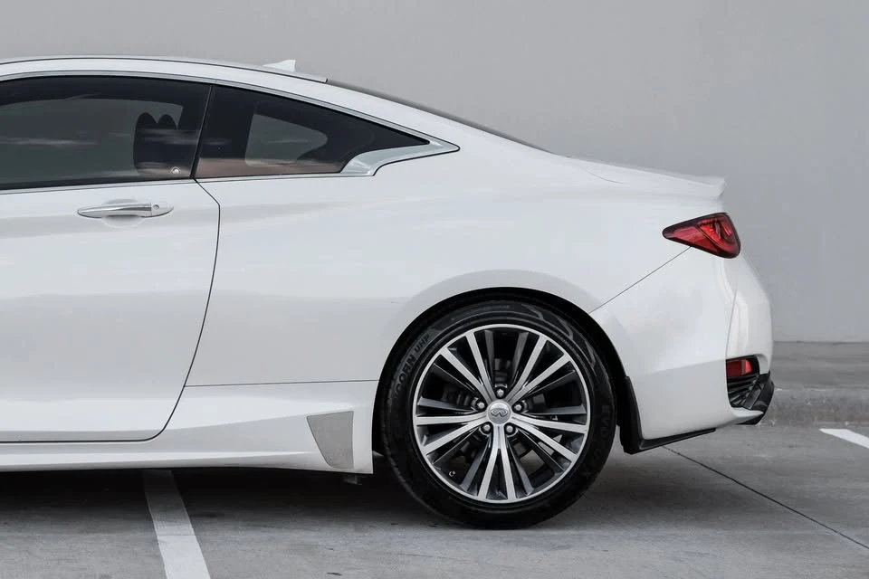 2017 Infiniti Q60 - Image 18 of 20