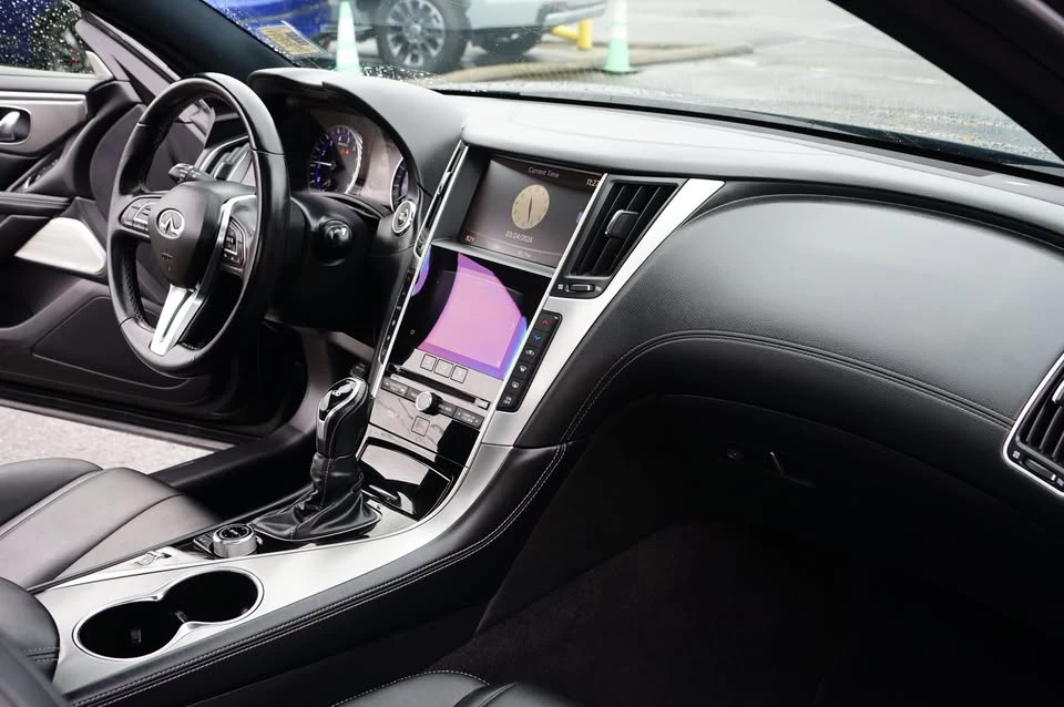 2017 Infiniti Q60 - Image 13 of 20