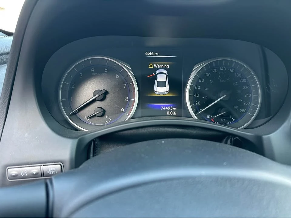 2017 Infiniti Q60 - Image 6 of 7
