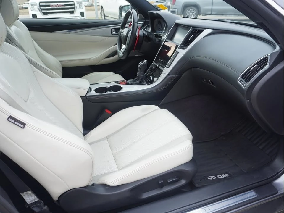 2017 Infiniti Q60 - Image 8 of 18