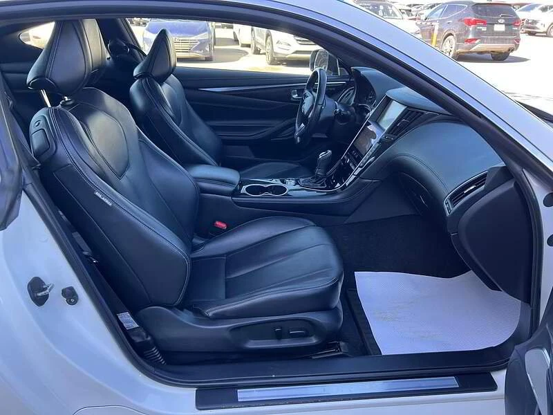 2017 Infiniti Q60 - Image 12 of 15