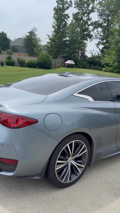 2017 Infiniti Q60 - Image 2 of 2
