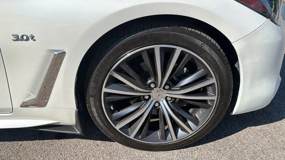 2017 Infiniti Q60 - Image 10 of 20