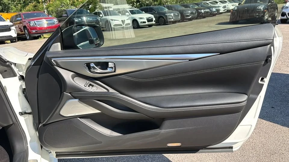 2017 Infiniti Q60 - Image 12 of 20