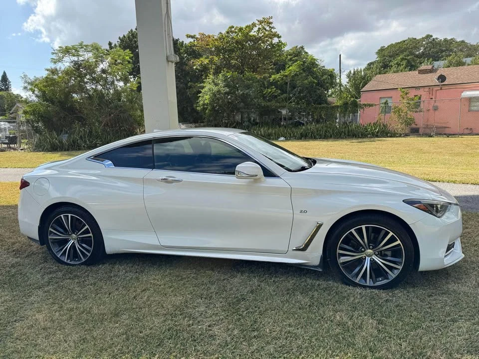 2017 Infiniti Q60 - Image 7 of 11