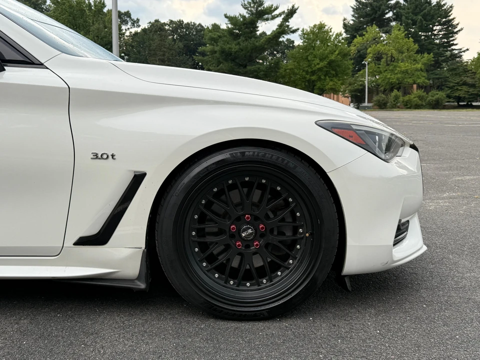 2017 Infiniti Q60 - Image 13 of 31