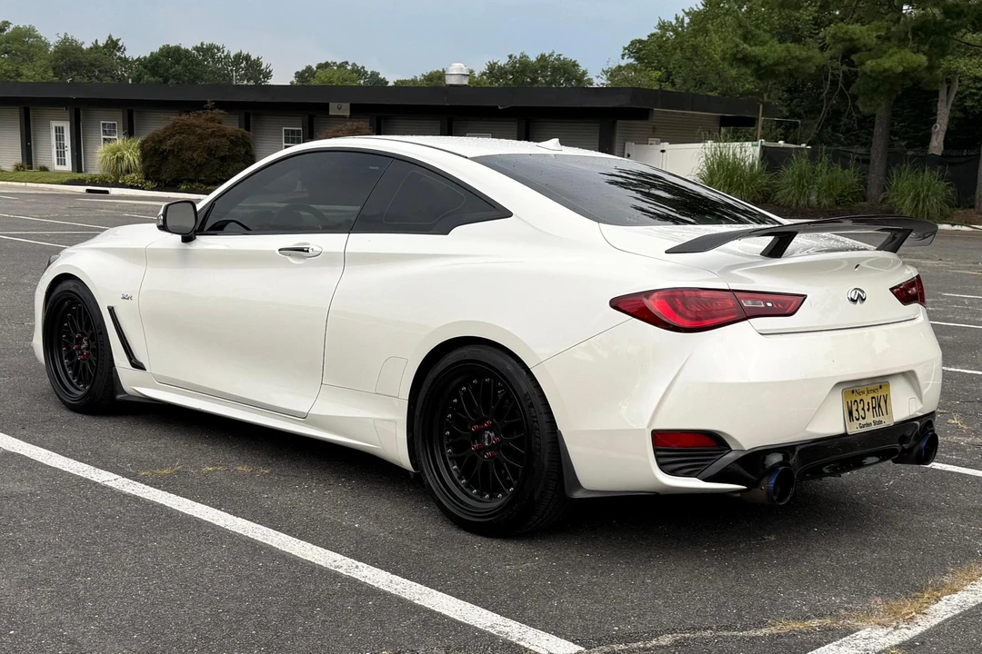 2017 Infiniti Q60 - Image 4 of 31