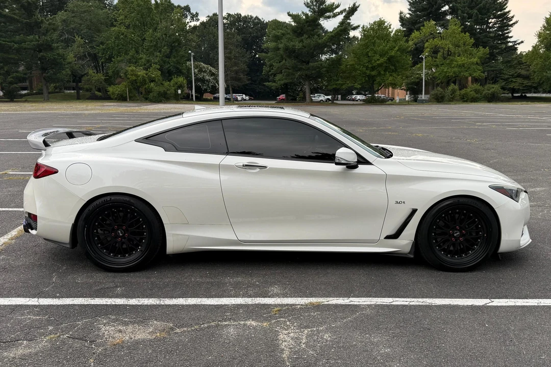 2017 Infiniti Q60 - Image 3 of 31