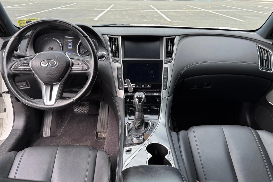 2017 Infiniti Q60 - Image 14 of 31