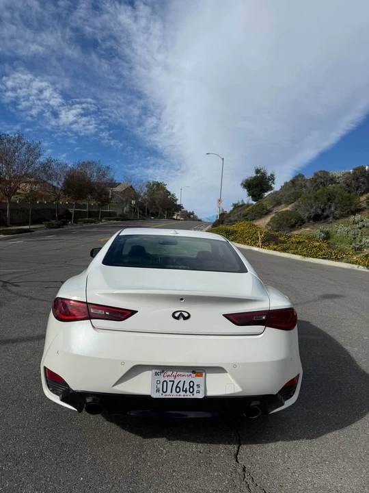 2017 Infiniti Q60 - Image 4 of 15