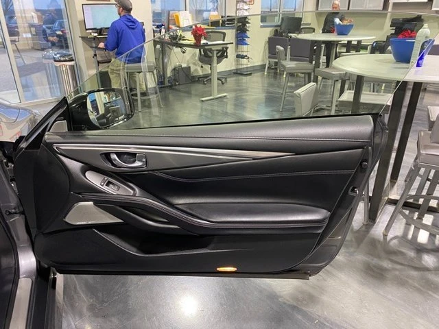 2017 Infiniti Q60 - Image 13 of 17