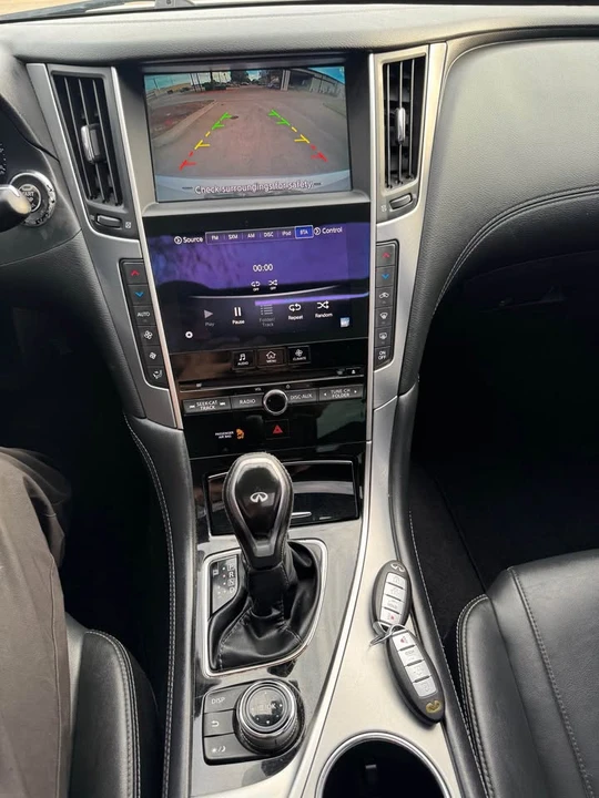 2017 Infiniti Q60 - Image 13 of 18