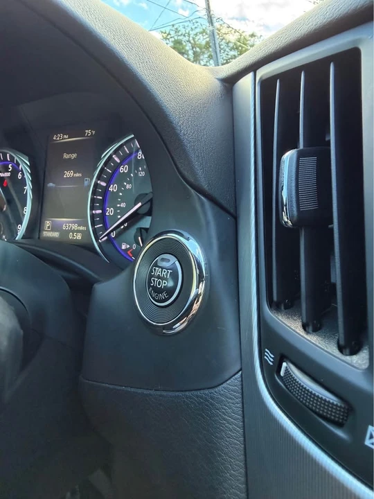 2017 Infiniti Q60 - Image 7 of 20